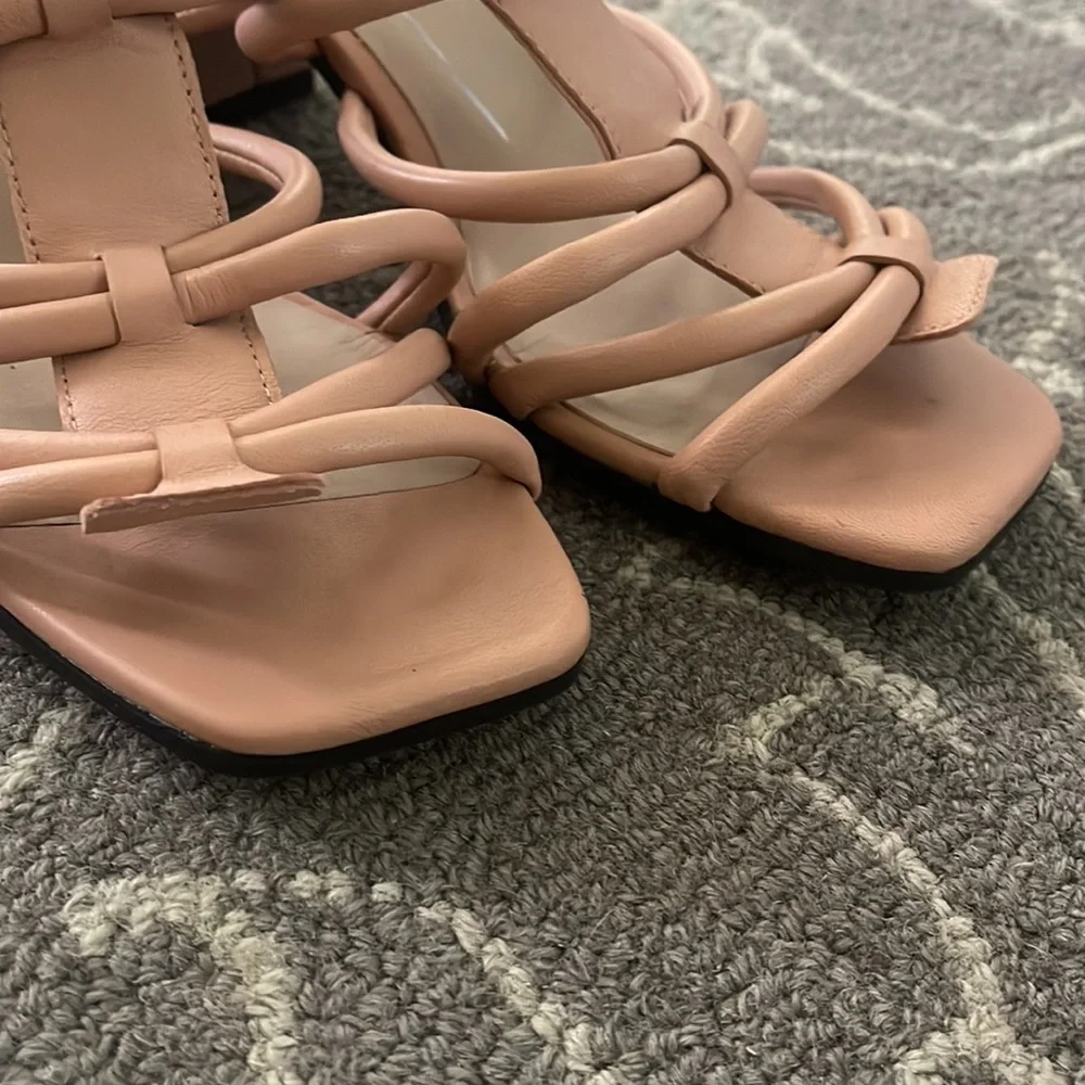 sandals - Picture 4 of 5